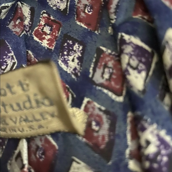 ❤️ 3/$15 ROBERT TALBOTT Studio Carmel Valley Hand Sewn Silk Tie Maroon Teak - Picture 4 of 5